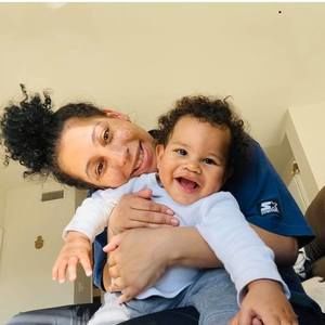 Meet your Posher, Felisha